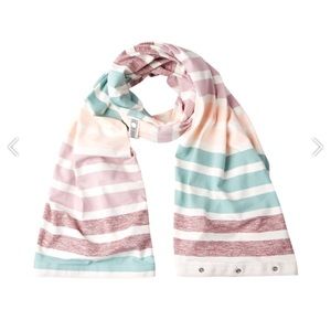 Lululemon infinity scarf
